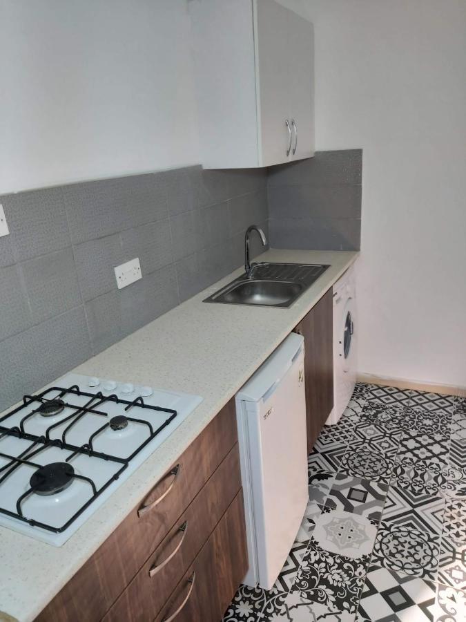 Compact Home Nicosia Eksteriør billede
